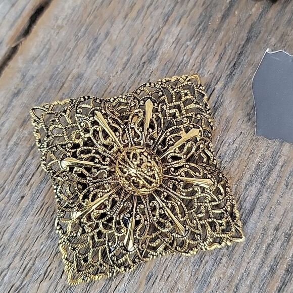 Jewelry bundle fashion and vintage pieces 9 items. - Picture 6 of 10